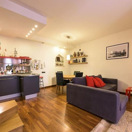 Traditional Apartment In Old City Bari Buitenkant foto