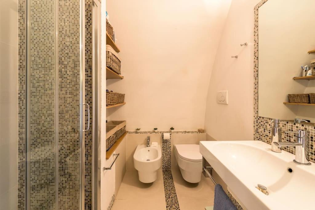 Traditional Apartment In Old City Bari Buitenkant foto